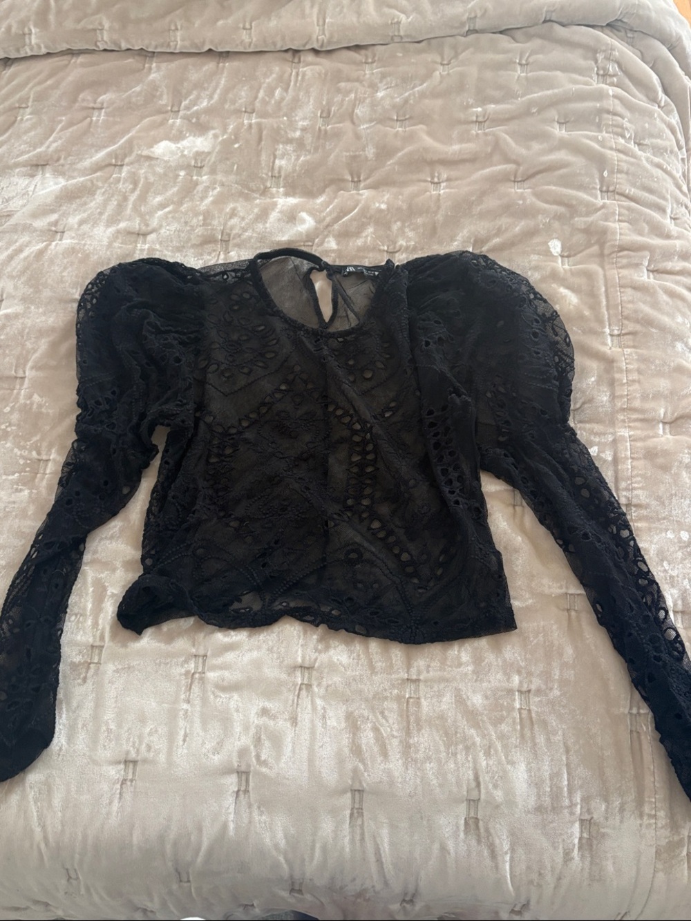 Zara Black Lace Puff-Sleeve Blouse